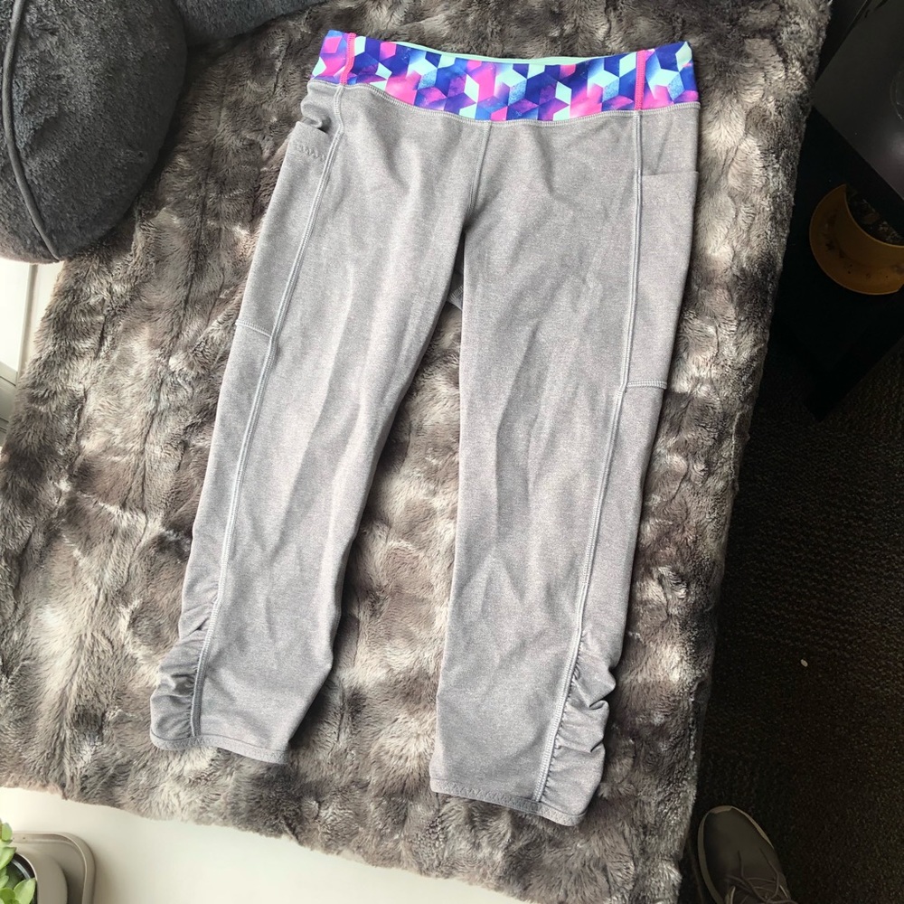 Gray Ivivva Crops